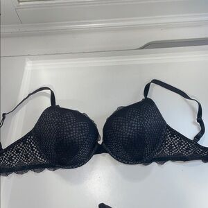 Victoria Secret bombshell black sexy lacy bra 34DD